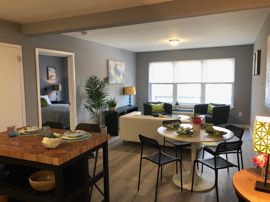 Foto principal - 215 12th Ave