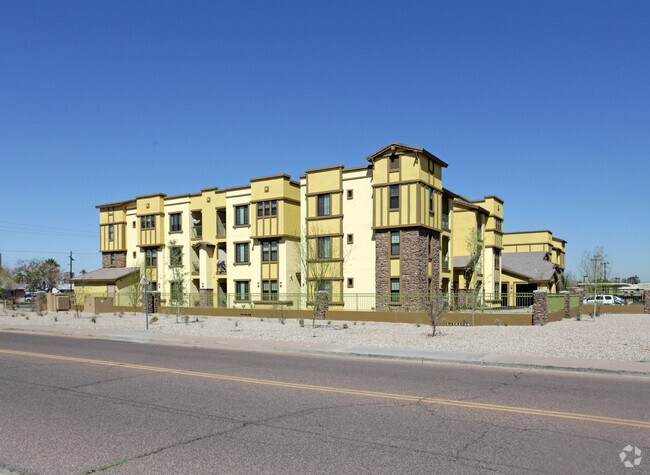 Exterior - Aeroterra Senior Village