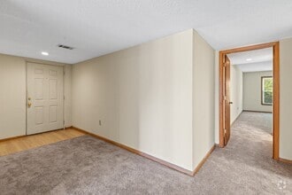 Building Photo - 449 Harper Ave