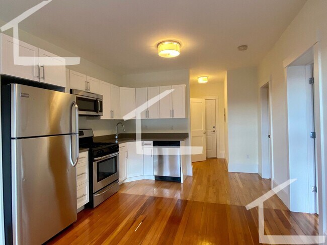 Foto del edificio - Nicely Renovated 2BR/1Bath in Brookline!