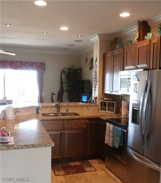 Foto del edificio - 8584 Athena Ct