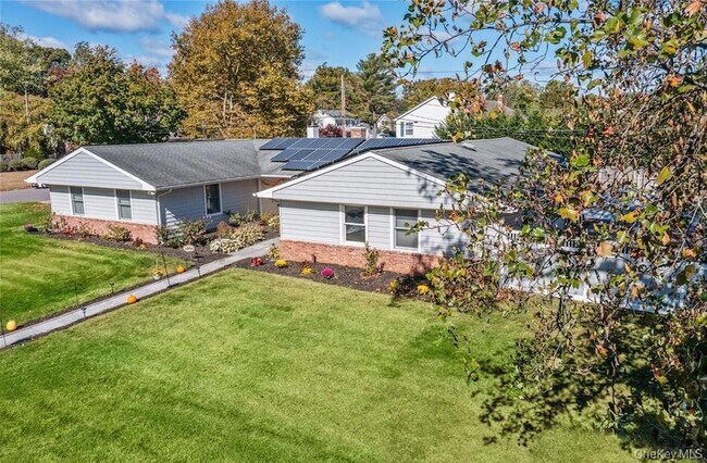 Building Photo - 11 Onyx Dr