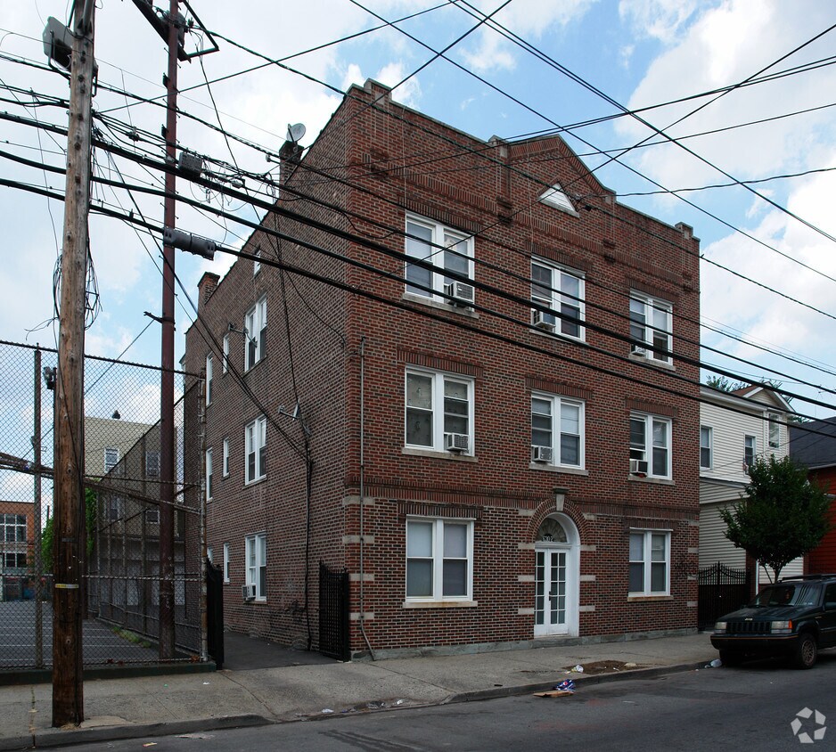 Foto del edificio - 630-632 N 6th St