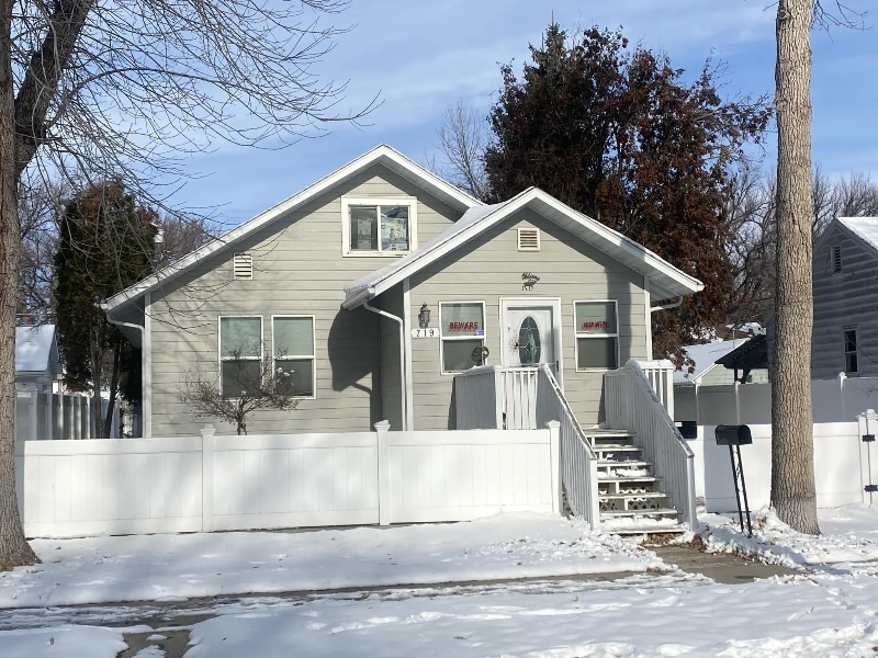 719 3rd Ave SW, Great Falls, MT 59404 House Rental in Great Falls, MT