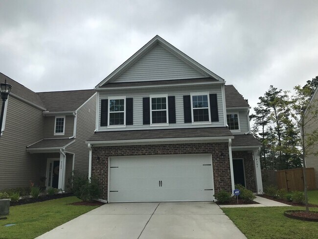 Building Photo - Beautiful Home in Coosaw Preserve with Fen...