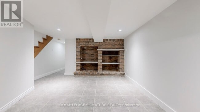 Building Photo - 449 Brock Ave