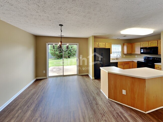 Building Photo - 1271 Chapmans Retreat Dr