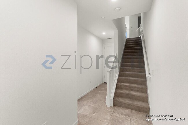 Foto del edificio - 5676 El Dorado Ln