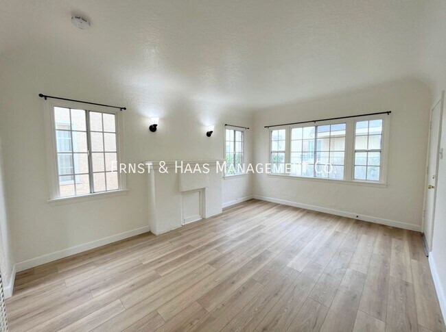 Foto del edificio - Cozy 1 Bedroom House In The Heart of Lynwo...