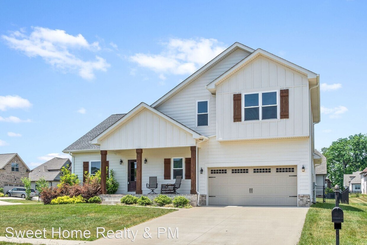Foto principal - 3 br, 3 bath House - 500 Bowden Drive