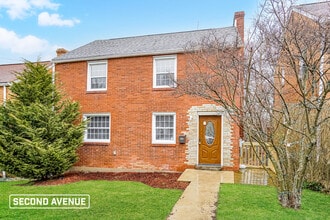 Building Photo - 3107 Elroy Ave Building Photo - 3107 Elroy Ave