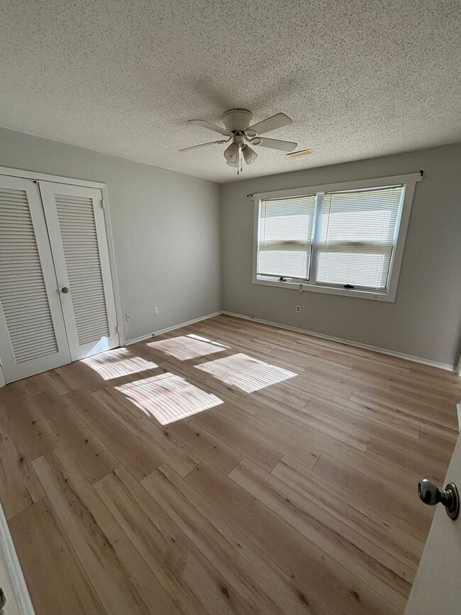 Foto del edificio - Freshly Updated 3 Bedroom Home