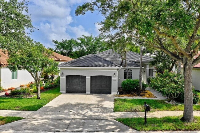 Foto del edificio - 1212 Camellia Ln