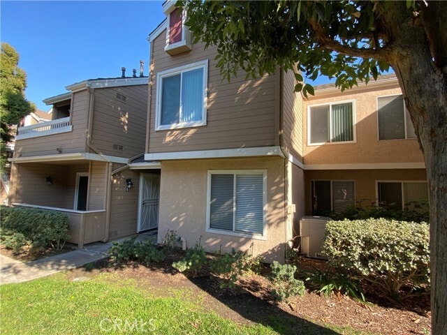 Primary Photo - 10393 E Briar Oaks Dr