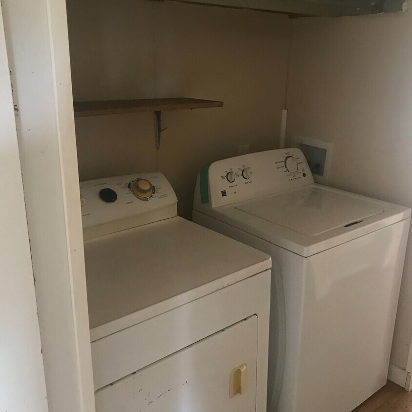 Foto principal - 10614 Eureka Rd Unit D