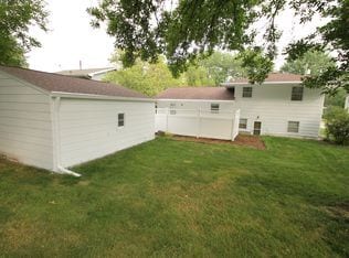 Building Photo - 8416 Airline Ave