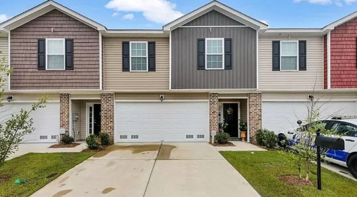29 Abaco Ct, Savannah, GA 31419 Townhome Rentals in Savannah GA