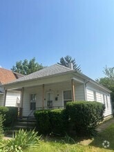 Building Photo - 544 Bronson Ave