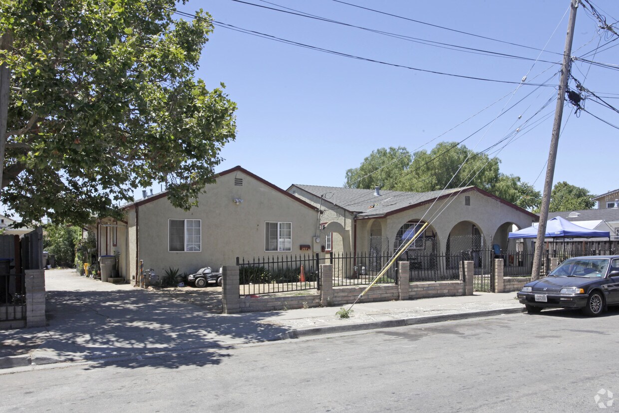Primary Photo - 289 San Antonio Ct