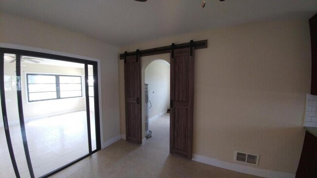 Building Photo - 5990 Talbrook Rd