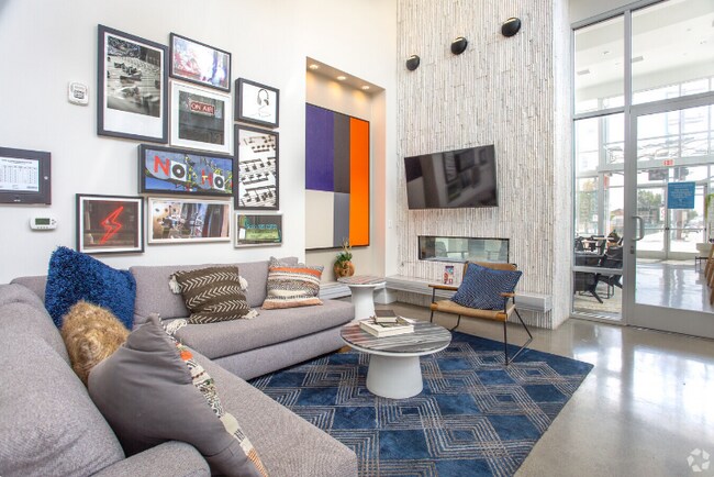 Foto del edificio - 11405 Chandler Blvd