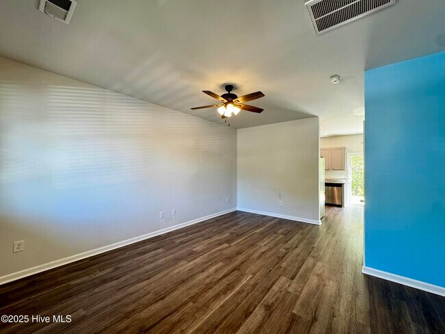 Foto del edificio - 1505 Pleasant Holw Ct SE