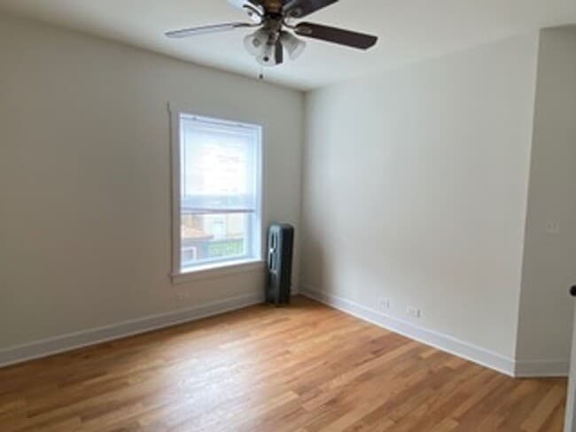 Building Photo - 4734 N Whipple St