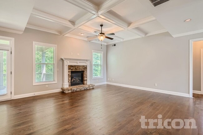 Foto del edificio - 1893 Skybrooke Ln