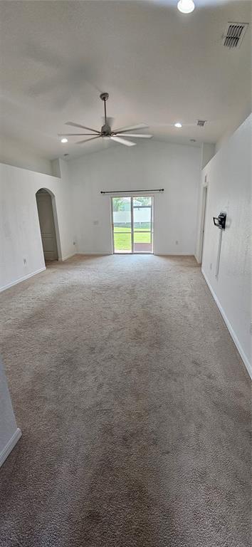Building Photo - 240 Solis Dr