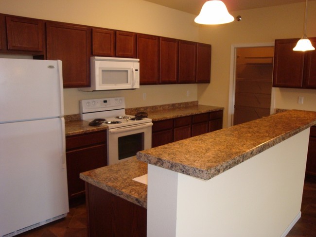 Blackstone Apartments Kitchen - Blackstone Apartments