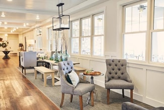 Building Photo - 2645 W Delmar