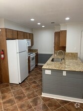 Building Photo - 3905 Private Rd 3057