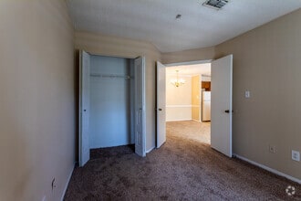2BD, 1BR - 978SF - Bedroom - Colony Woods