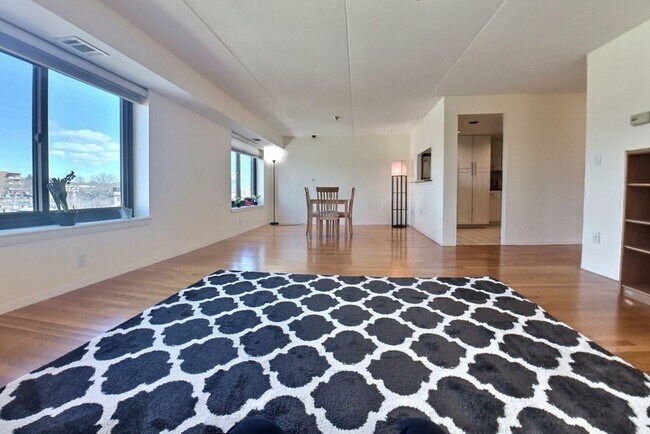 Foto del edificio - 1243 Beacon St