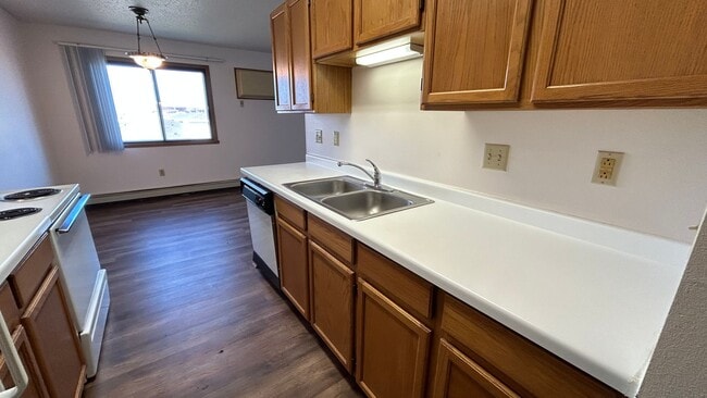 Interior Photo - Evans Place 3