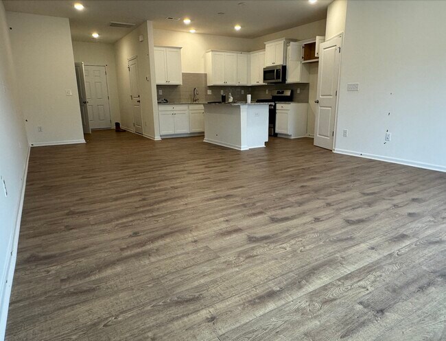 Building Photo - 2810 Trinity St