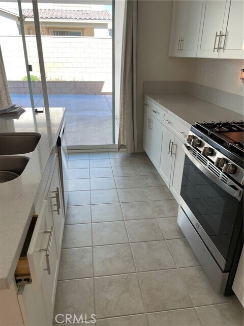 Foto del edificio - 2553 E Hazel St