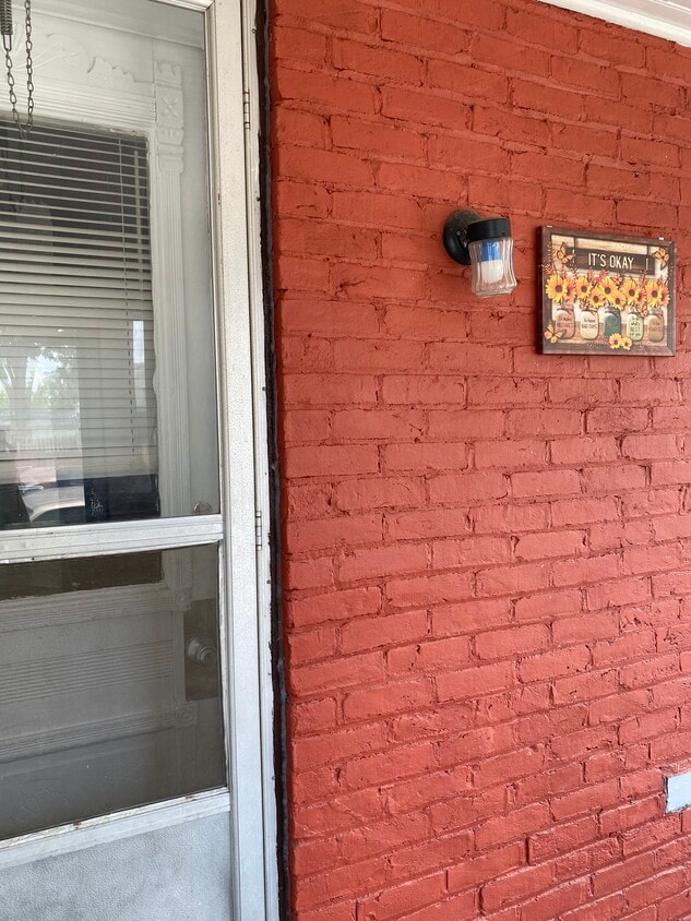 Primary Photo - 205 Cypress St