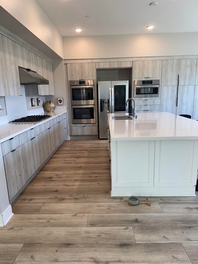 Foto del edificio - 5413 Sparkling Shores Dr