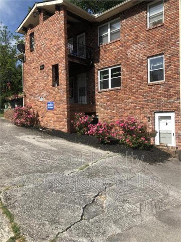 Building Photo - 5017 Inskip Rd