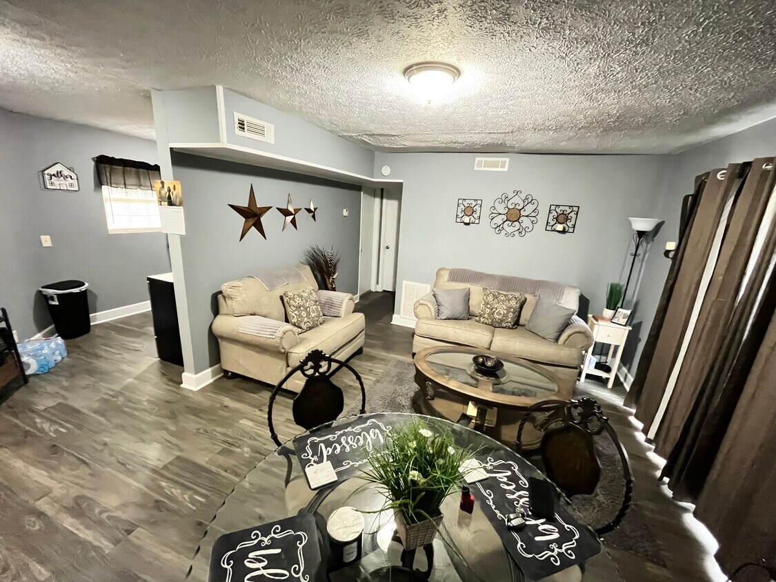 1482 Waverly Way Unit A1, Monroe, GA 30656 Apartments in Monroe, GA