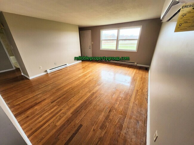 Foto del edificio - New Listing in Fort Wayne