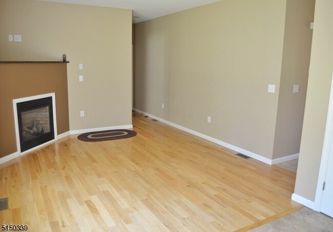 Foto del edificio - 248 W Hanover Ave