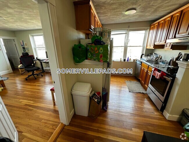 Building Photo - 400 Highland Ave