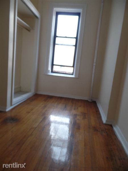 Building Photo - 3137 Broadway
