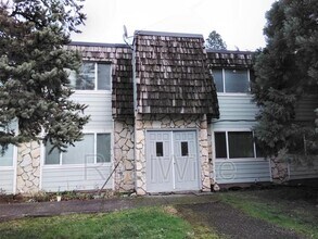 Building Photo - 112 Sunset St