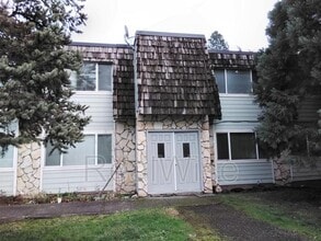 Building Photo - 112 Sunset St