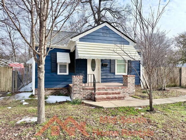 Photo - 3738 Townes Ave House