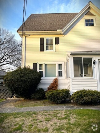 Building Photo - 6 Brook St