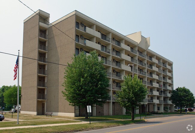 Apartment Building On Madison And Hamlin madison manor rentals - huntington, wv | apartments Apartment Building On Madison And Hamlin madison manor rentals - huntington, wv | apartments